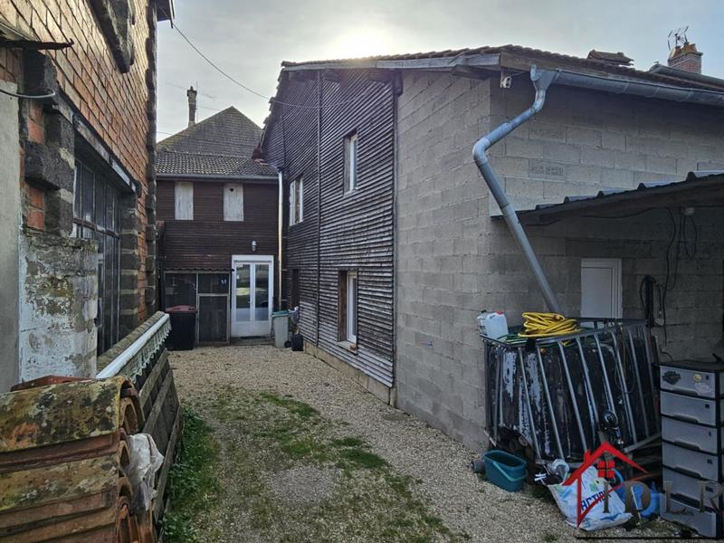 Maison - 152 m² - 6 pièces