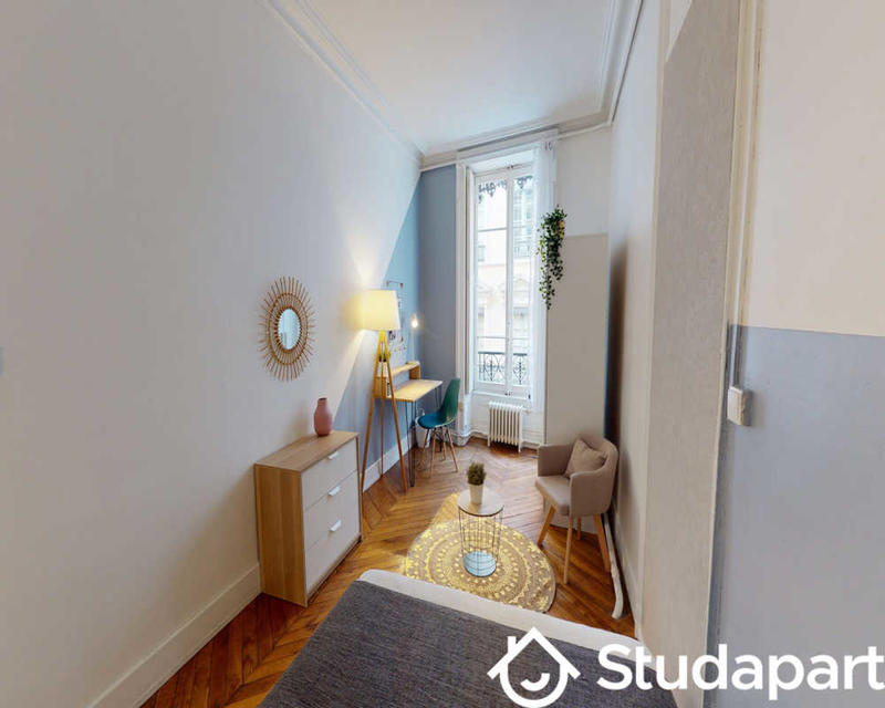 Chambre - 110 m² - 1 pièce