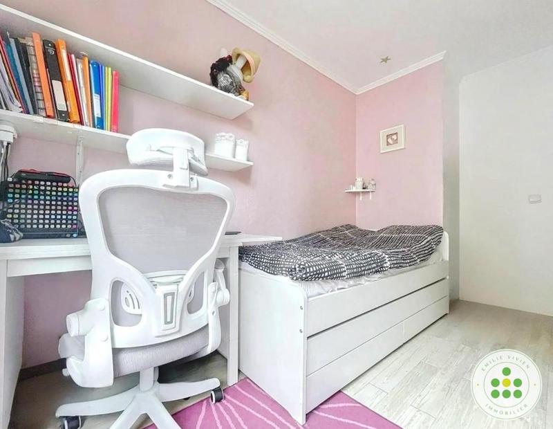 Appartement - 95 m² - 4 pièces