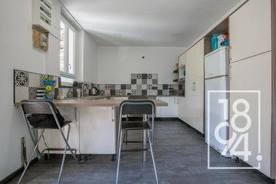 Maison - 209 m² - 3 pièces