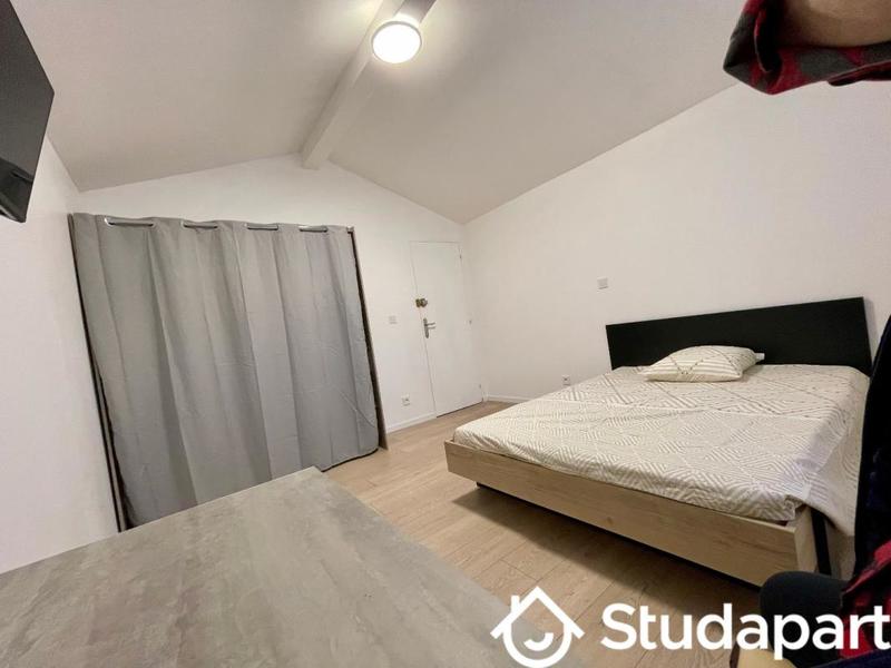 Chambre - 16 m² - 1 pièce