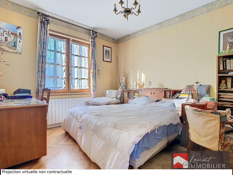 Maison - 200 m² - 6 pièces