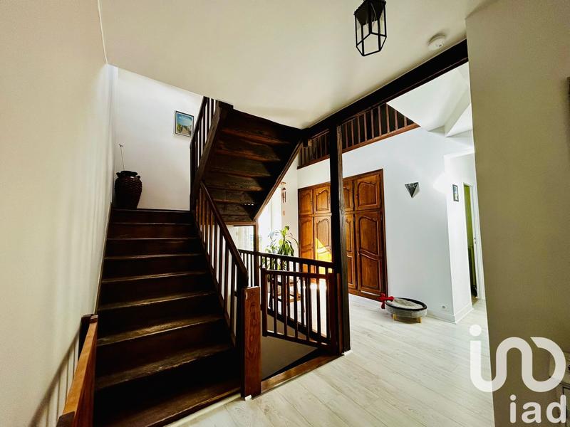 Maison - 224 m² - 6 pièces