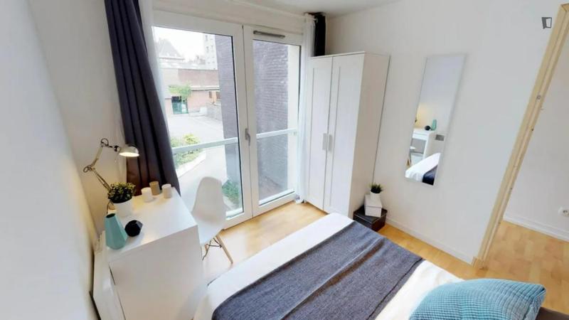 Chambre - 9 m² - 4 pièces