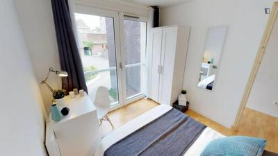 Chambre - 9 m² - 4 pièces