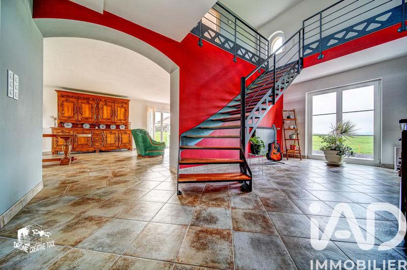 Maison - 274 m² - 8 pièces