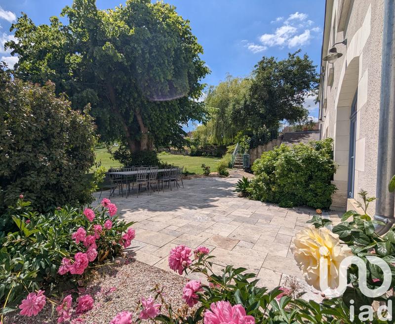 Maison - 469 m² - 11 pièces