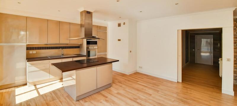 Appartement - 84 m² - 3 pièces