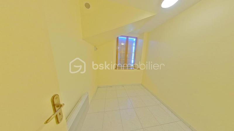 Immeuble - 220 m² - 7 pièces