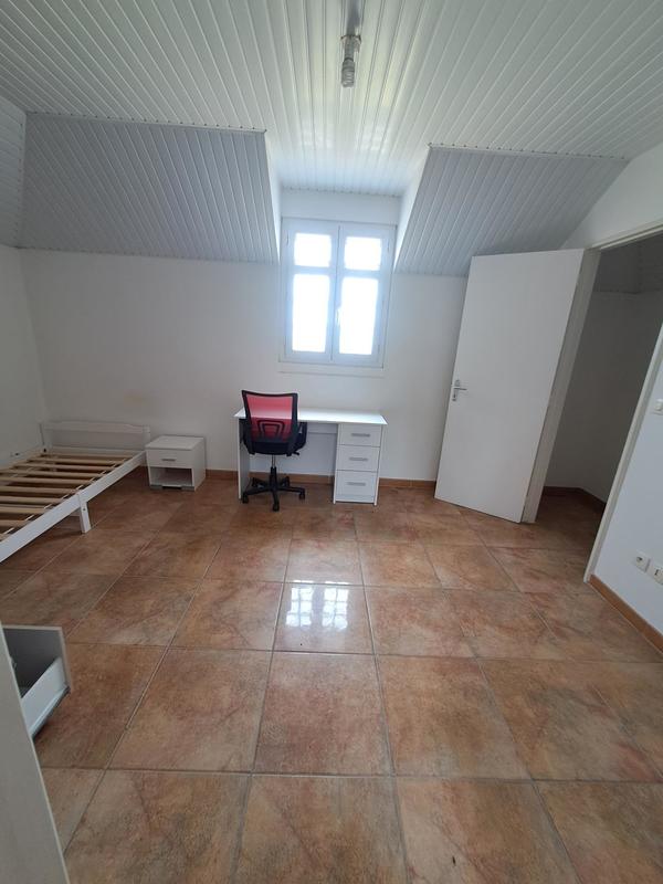 Appartement - 99 m² - 5 pièces