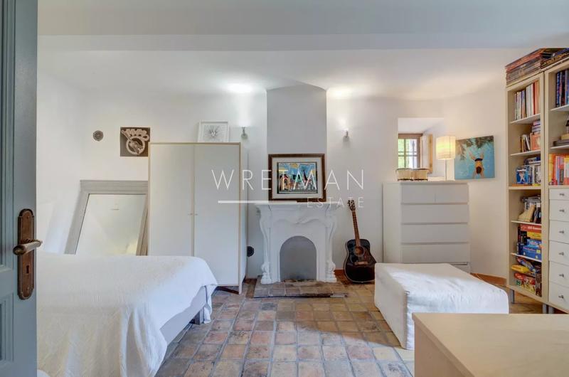 Villa - 200 m² - 5 pièces