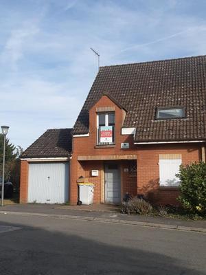 Maison - 97 m² - 5 pièces