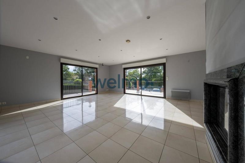 Maison - 131 m² - 5 pièces