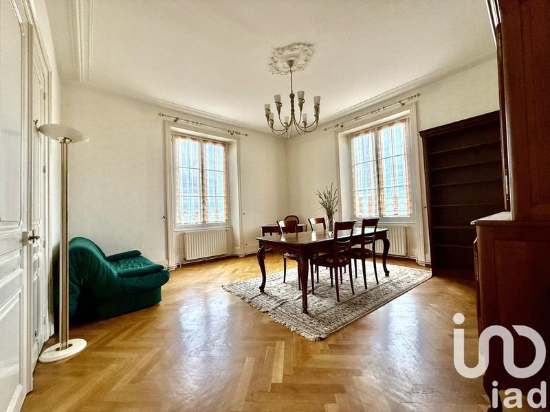 Appartement - 81 m² - 3 pièces