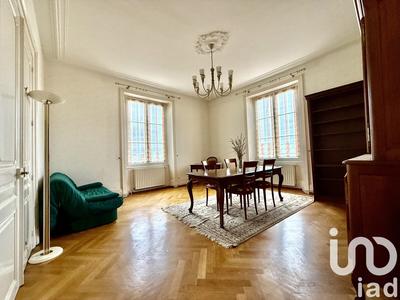 Appartement - 81 m² - 3 pièces