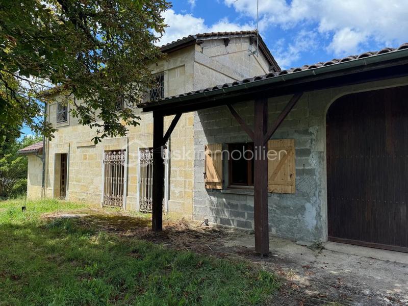 Maison en pierre - 165 m² - 8 pièces