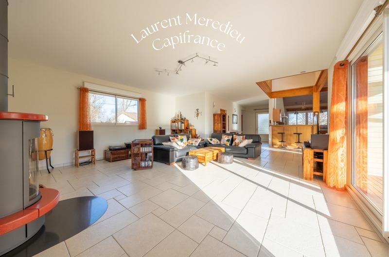 Maison - 196 m² - 6 pièces