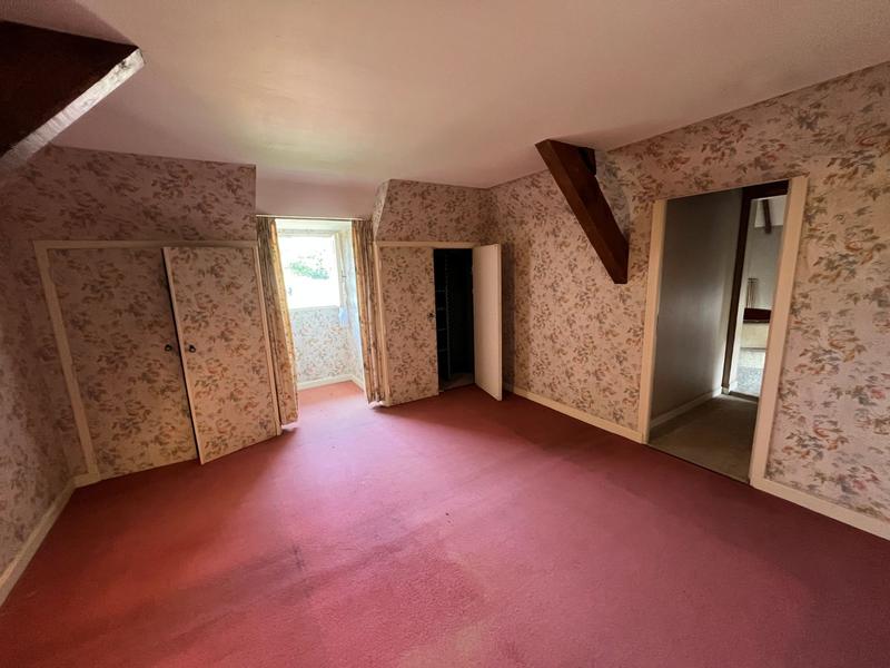 Villa - 253 m² - 8 pièces