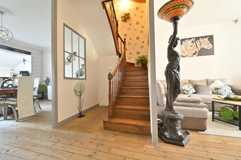 Maison de ville - 119 m² - 6 pièces