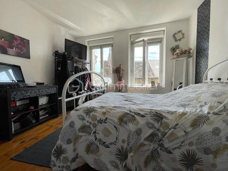 Maison en pierre - 100 m² - 5 pièces