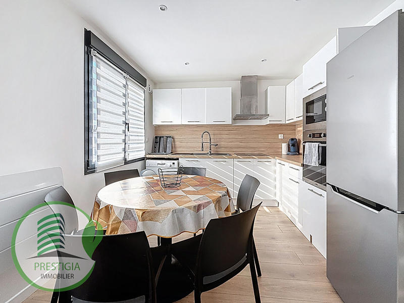 Appartement - 70 m² - 4 pièces