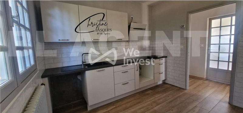 Maison - 93 m² - 5 pièces