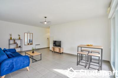 Chambre - 9 m² - 1 pièce