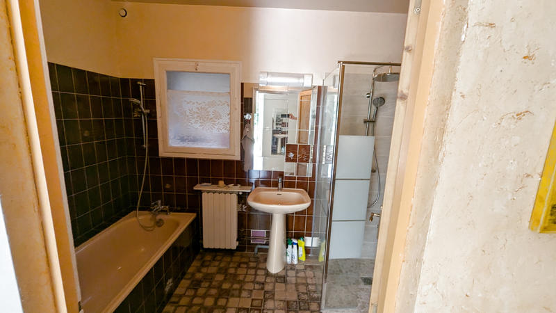 Maison - 178 m² - 8 pièces