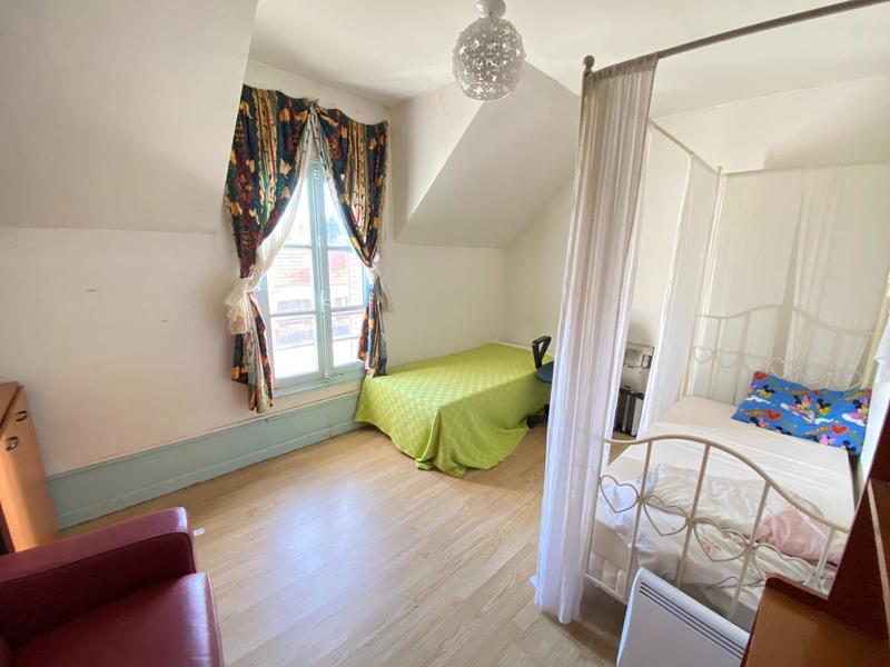 Local commercial - 800 m² - 7 pièces