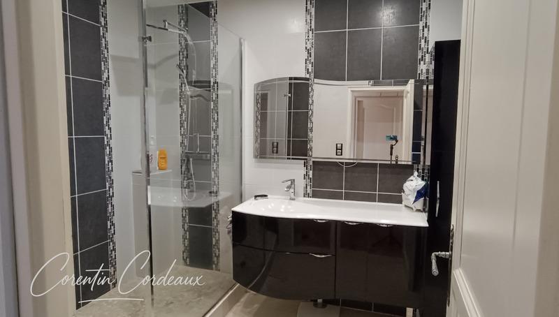 Maison - 193 m² - 8 pièces