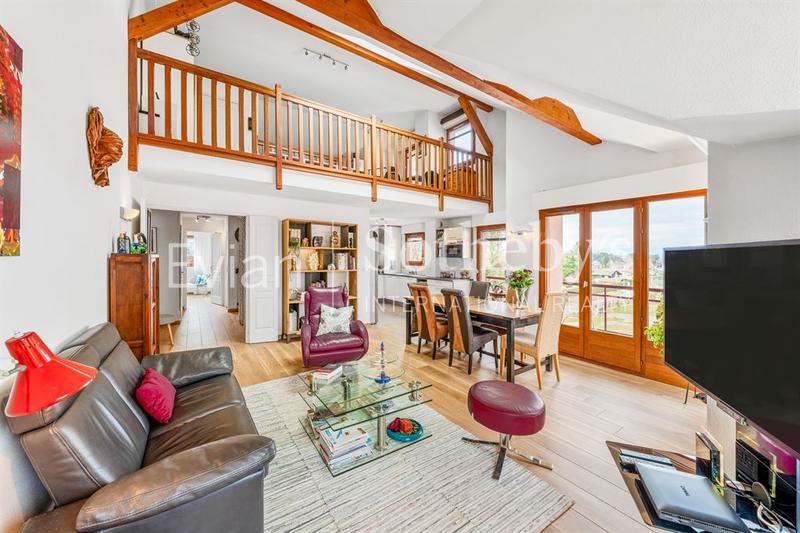 Appartement - 125 m² - 5 pièces