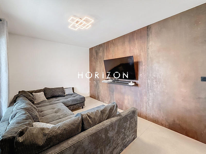 Maison traditionnelle - 82 m² - 4 pièces