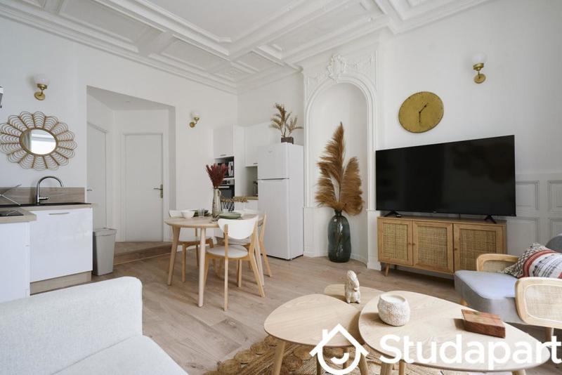 Chambre - 11 m² - 1 pièce