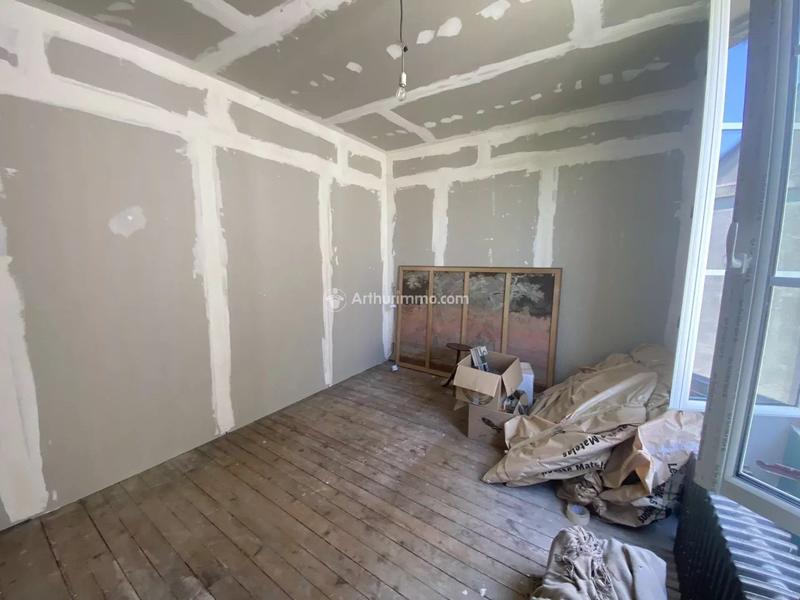 Maison - 227 m² - 7 pièces