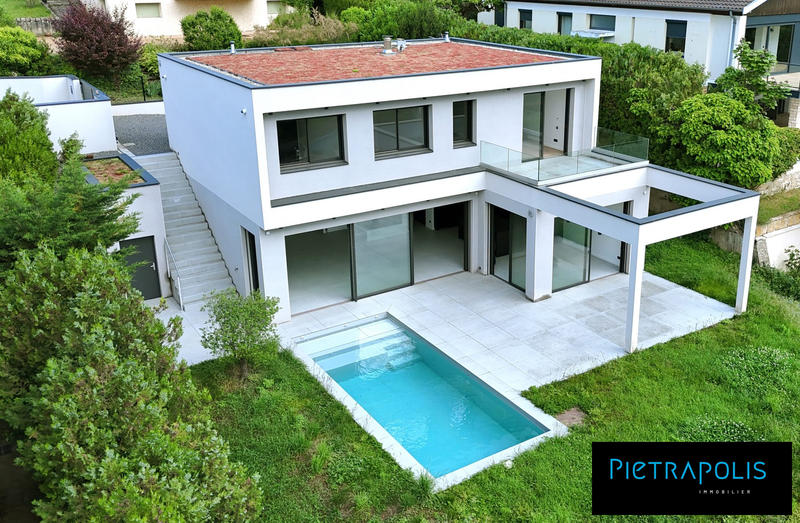 Maison contemporaine - 200 m² - 7 pièces