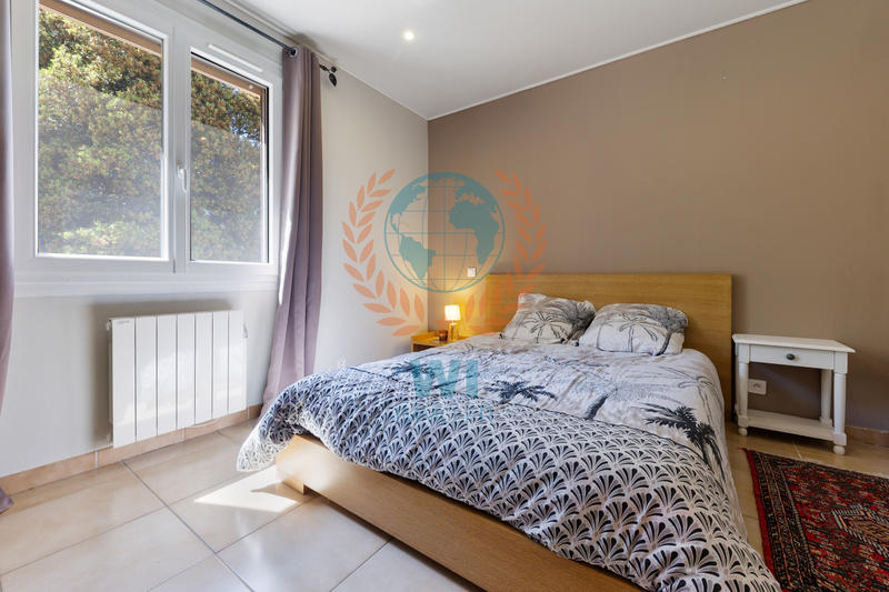 Maison - 165 m² - 6 pièces