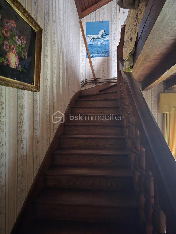 Maison ancienne - 220 m² - 9 pièces