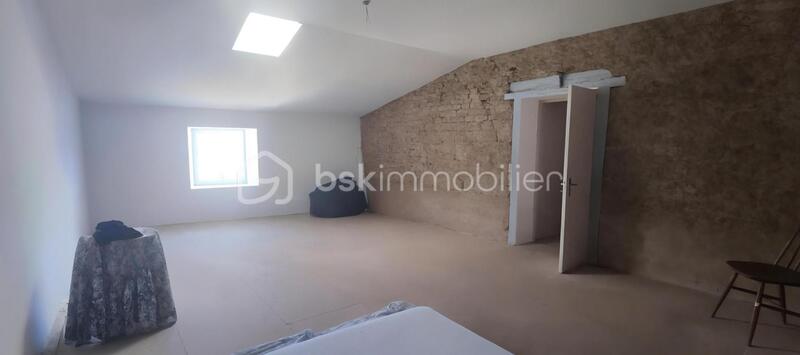 Maison de ville - 211 m² - 9 pièces