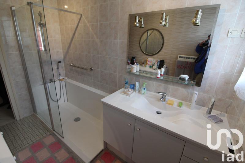 Maison - 192 m² - 11 pièces