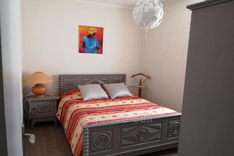 Maison - 217 m² - 8 pièces