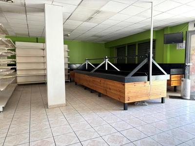 Local commercial - 80 m² - 2 pièces