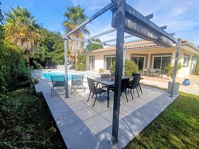 Villa - 155 m² - 4 pièces