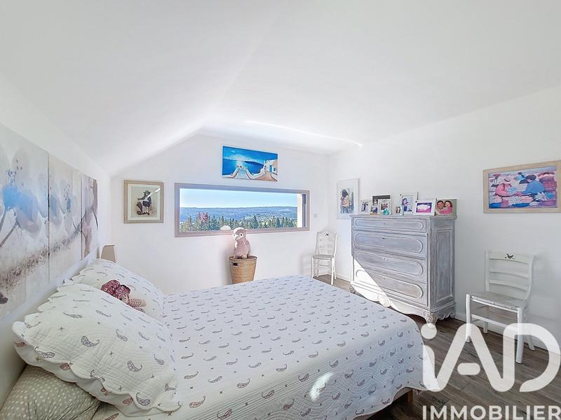 Maison - 121 m² - 4 pièces