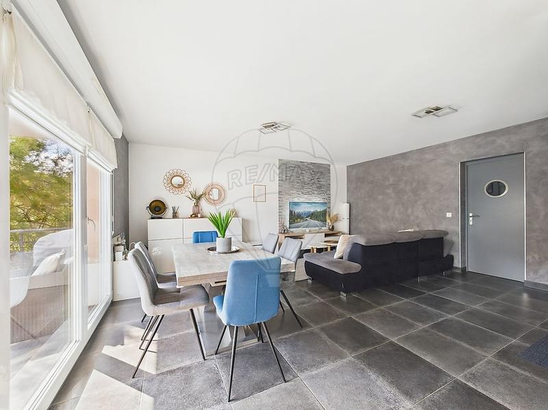 Appartement - 76 m² - 3 pièces