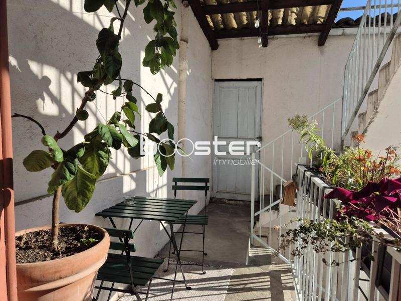 Appartement ancien - 60 m² - 3 pièces