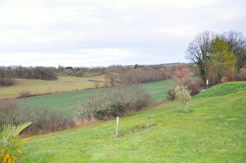 Maison - 216 m² - 7 pièces