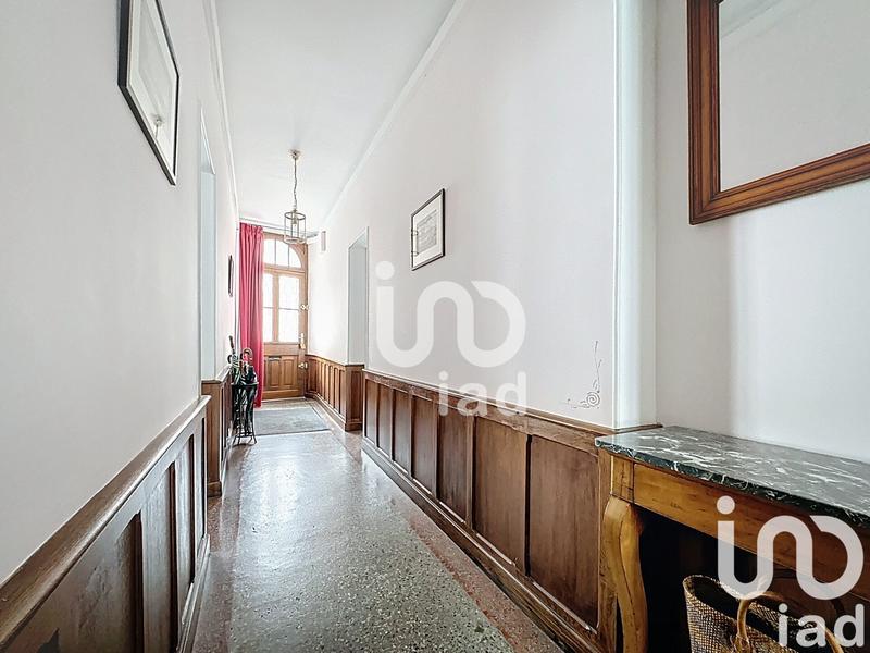 Maison de ville - 364 m² - 9 pièces