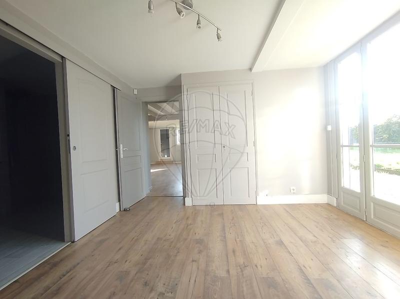 Longère - 260 m² - 8 pièces