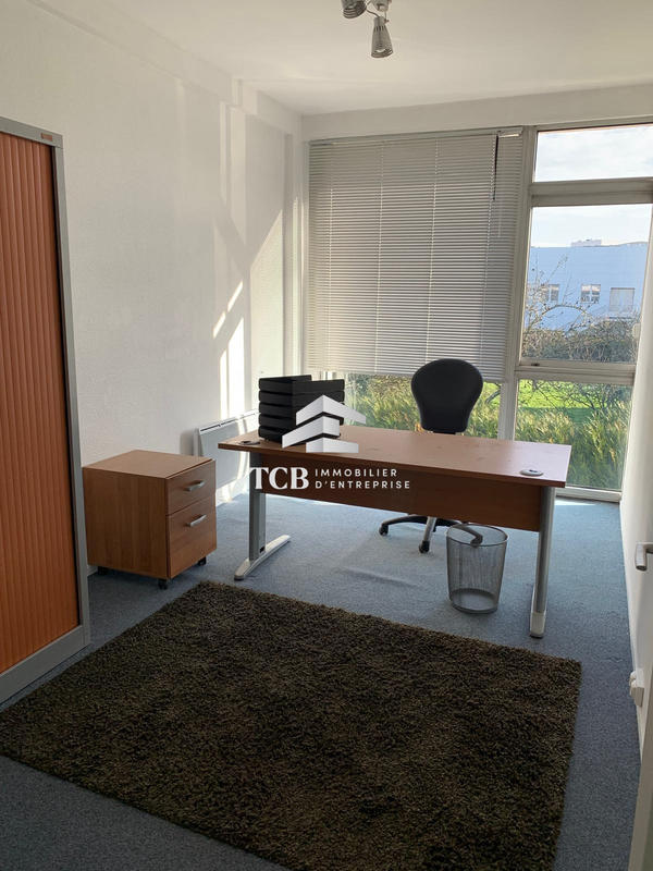 Bureau - 63 m²