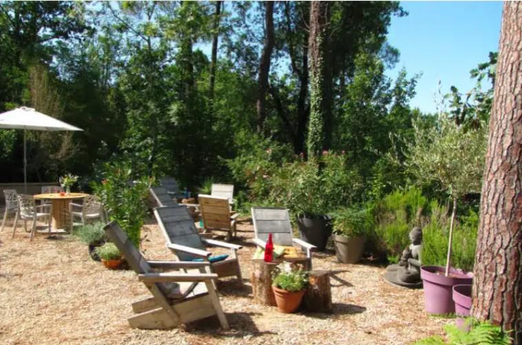 Fonds de commerce - 93 736 m²